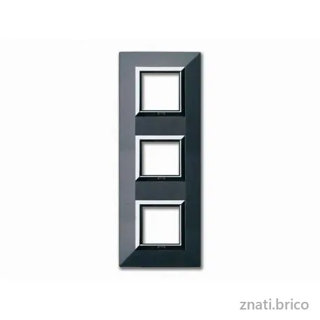 PLAQUES “ZAMA 44” POUR BOÎTES RONDES ET CARRÉES 6(2+2+2) MODULE