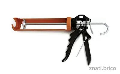PISTOLET SILICONNE P3